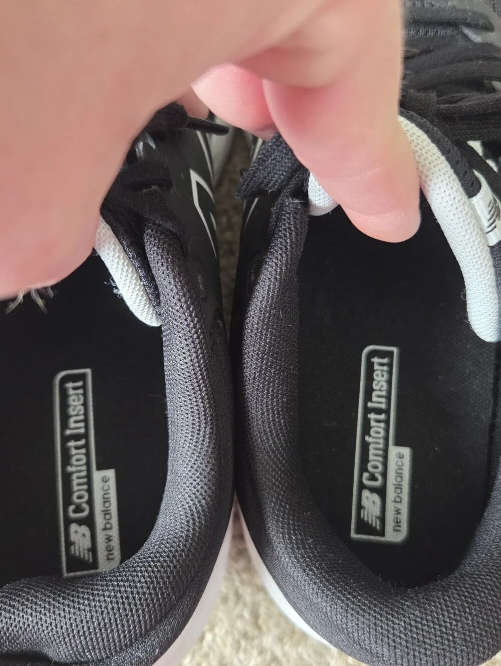 New Balance Women's 520 V7 Running Shoes Size 9.5 D  W520LK7 Black & White